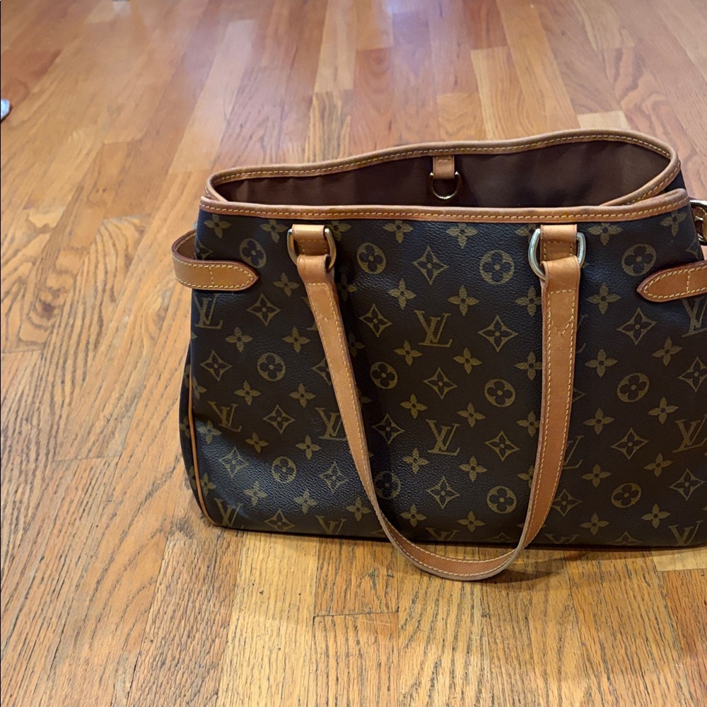 Louis Vuitton Batignolle Tote - Picture 4 of 6